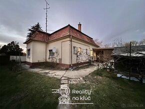 Na predaj 4-izbový rodinný dom s rozľahlým pozemkom Kolárovo - 4