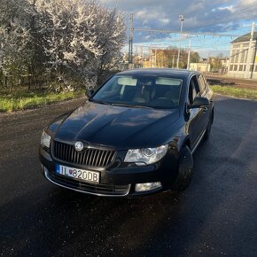 Škoda superb 2.0 TDi 103 kW , 2011r - 4