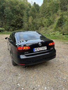 Volkswagen Jetta MK6 1.4 TSI - 4