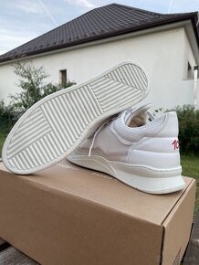 Footshop Filling Pieces 10 Year Anniversary - 4