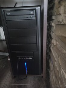 Intel pentium 3,20GHZ, 8 GB RAM, RADEON RX 550, SSD 250GB - 4