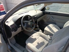 Volkswagen Golf 4 1.4 16v - 4