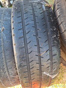 Predám pneumatiky 215/65 R16 - 4