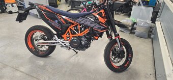 Ktm 690 smc 2023 - 4