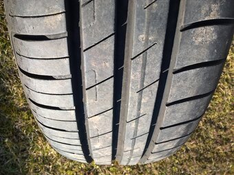 4 ks LETNÉ 185/60 R14 82H CONTINENTAL  cca 5-6 mm 50,-€/sada - 4