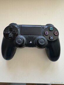 PS4 500gb + hry - 4