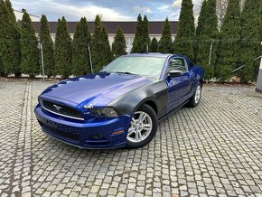 Ford Mustang v6 2013 - 4