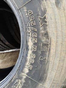 425/65 R22,5 Michelin XTE2 - 4