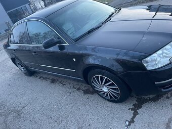 Skoda superb - 4