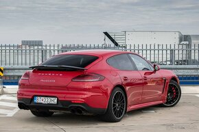 Porsche Panamera GTS PDK - 4