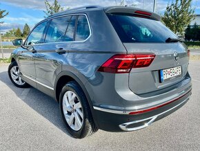 VW Tiguan 2,0 tsi, elegance , 4x4 , 25.000km , SR - 4