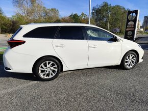 Toyota Auris Touring Sports 1.6 l Valvematic; 03/2019; 97kW - 4