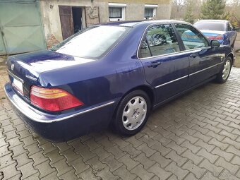 Honda Legend 3.5 V6 KA9 facelift 153 KW, 235 000 KM. LPG - 4