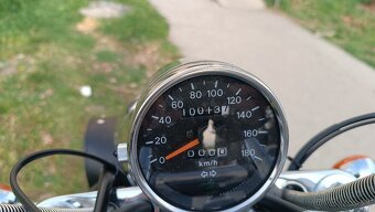 Suzuki Intruder VS600 - 4