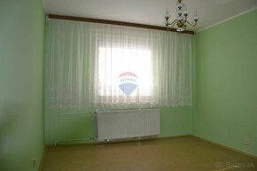 Na predaj 2 - izbový byt v Lučenci - 4