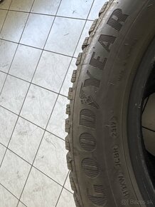 Predám zimné 205/60 R16 GOODYEAR - 4