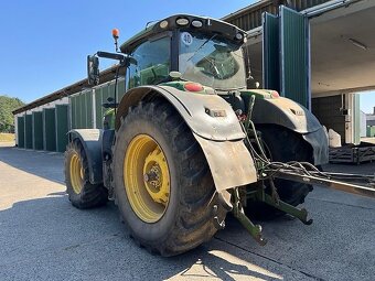 John Deere 6215R - 4