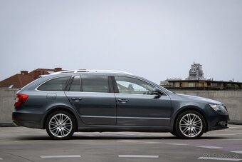 Škoda Superb Combi 2.0 TDI CR 170k Elegance - 4