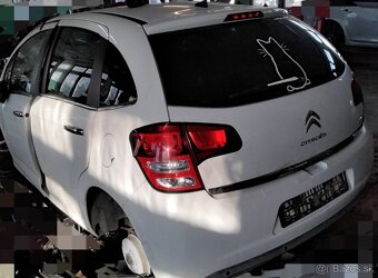 CITROEN C3 1.4 2011 predám DVERE, AIRBAGY, RIADENIE, Zadné s - 4