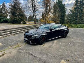 AMG C63S coupe V8 biturbo 504PS - 4