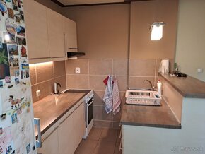 3 izbový byt Trenčín - M. R. Štefánika 84 m2 - 4