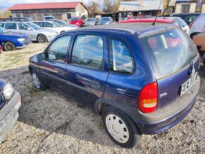 Opel Corsa 1.0benz. - 4