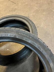 225/40 R18 Continental - 4