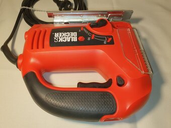 PRIAMOČIARA PÍLA / KMITAČKA – BLACK&DECKER - 4