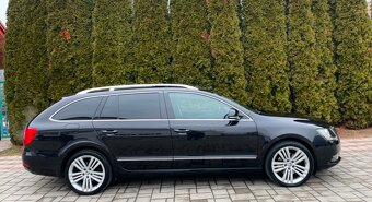 Skoda Superb Combi 2.0 TDI CR 125 kW/170PS DSG 4X4 Elegance - 4