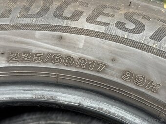 225/60 R17 - 4