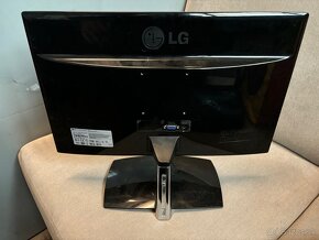 Monitor 19" LG E1951S-BN - 4