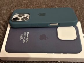 iPhone 16 Pro Silicone Case Lake Green - 4