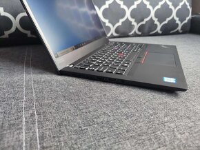 Lenovo ThinkPad X390 i5, 16GB RAM, 256GB SSD - 4