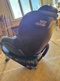 Autosedačka Britax Romer Dualfix 2R - 4