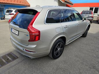 Volvo XC90 - 4