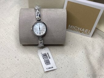 Štýlové dámske hodinky Michael Kors - 4