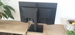 23.8" HP P24h G4 - 4