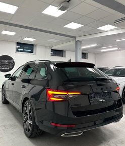 Skoda Superb Sportline 2.0TDI 147Kw 4x4 Black Packet/Matrix - 4