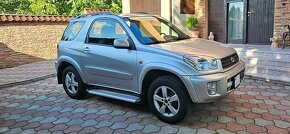 Toyota RAV4 - 4