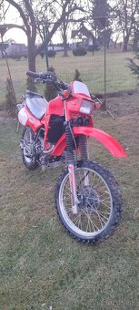 Kawasaki klr 600 - 4