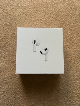 Apple AirPods 3 - 4