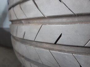 Letné pneumatiky KUMHO 215/45 R16 - 4