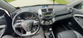 Predam toyota rav4.r.v.2010 d4d 2,2 110kw - 4