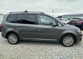 Volkswagen Touran 1,6 TDI 77kW SERVISKA,ROZVODY nafta - 4