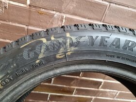 Goodyear 235/50 R19 - 4