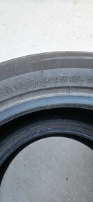 Pneumatiky 235/55 R19 - 4