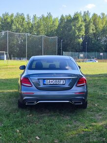 MERCEDES-BENZ E220d 4-MATIC - 4