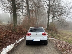 Volkswagen Golf 1.6 Automat - Po veľkom servise/STK do 2026 - 4