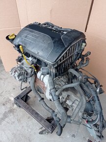 Renault Thalia motor 1,2 benzin 55 KW D4F728 - 4