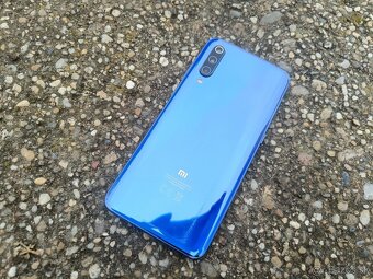 Xiaomi Mi9 6/128 GB Ocean Blue - 4